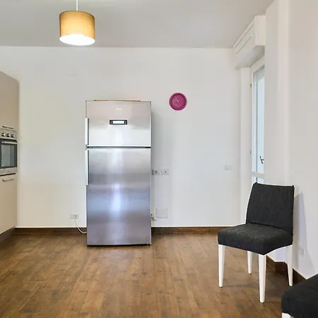 Casa Rosita - Large Family Flat, 3 Bedrooms, Covered Veranda, Apartment Carbonia